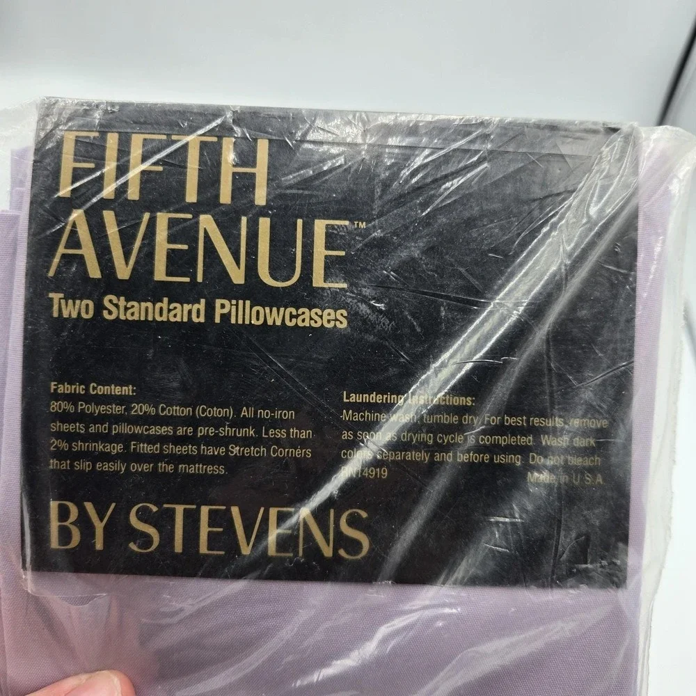 Vintage Fifth Avenue Two‎ Standard Pillowcases Light Lavender Purple USA Country